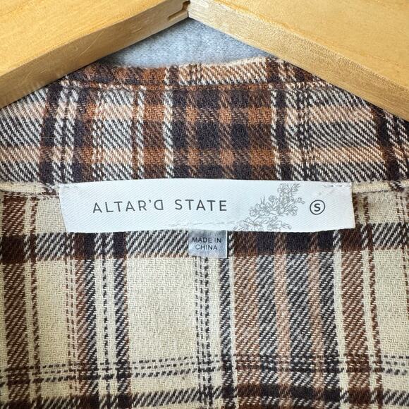 Altard State Flannel Shirt Womens Small Oversized Plaid Boho Western Raw Hem - Picture 2 of 12